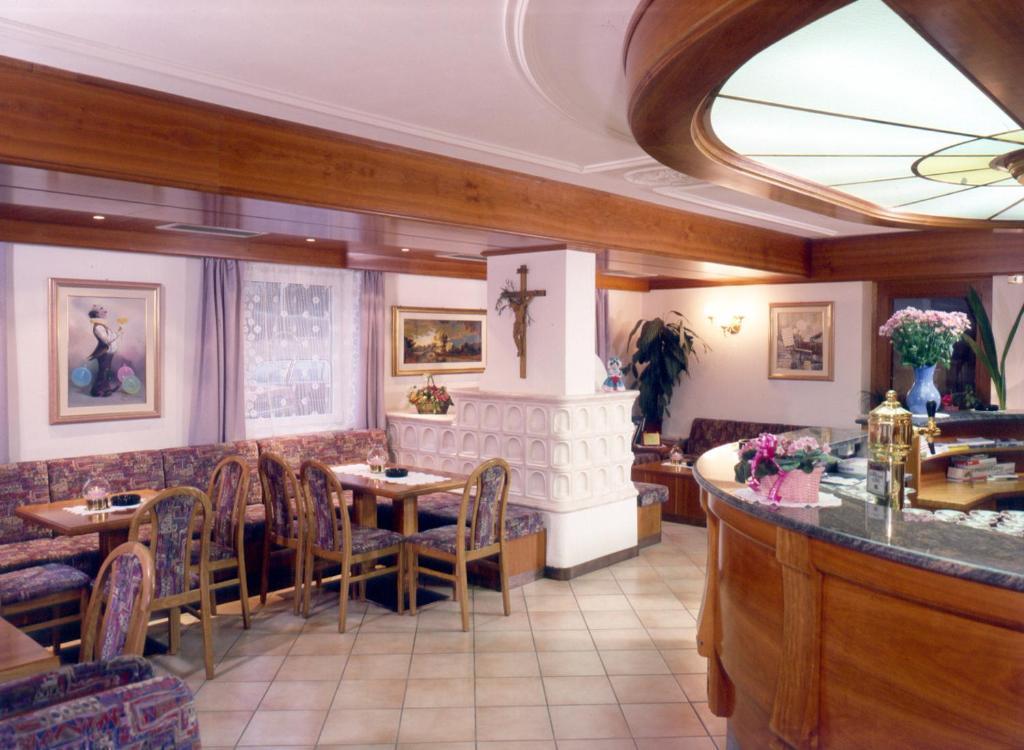 Hotel Villa Mozart Поцца-ди-Фасса Экстерьер фото