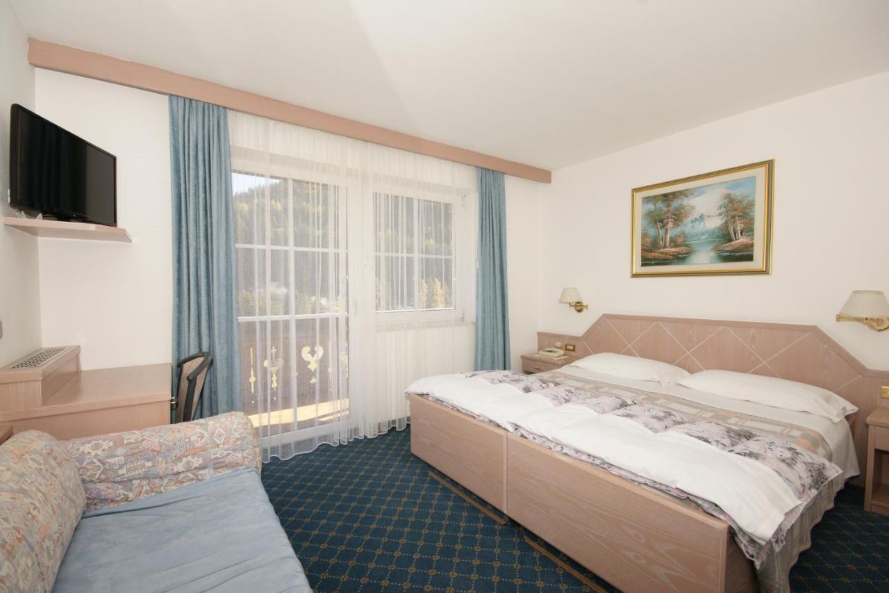 Hotel Villa Mozart Поцца-ди-Фасса Экстерьер фото